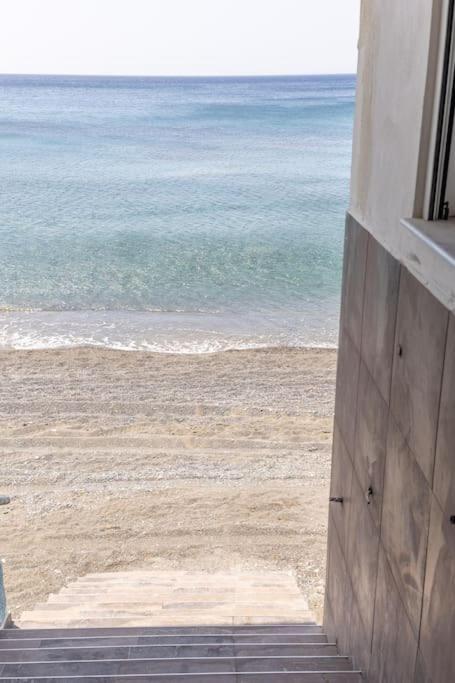 Vakantiehuis Ioannis με θεα στη θαλασσα
