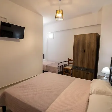 Ioannis Rooms Δωμάτια Με Θεα Στη Θαλασσα Paránimfoi Exterior foto