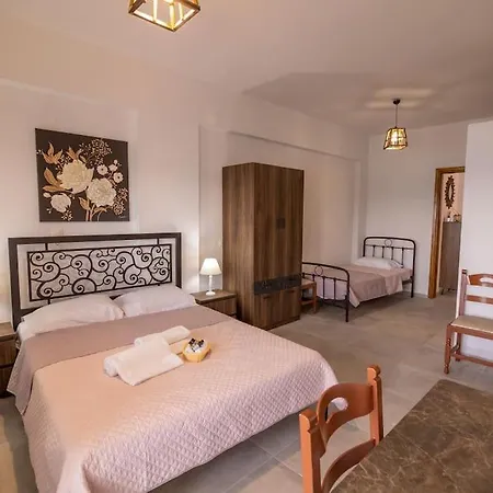 Ioannis Rooms Δωμάτια Με Θεα Στη Θαλασσα Paránimfoi Exterior foto